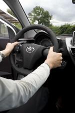 Toyota iQ 2008 года